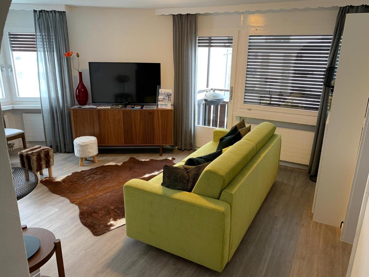 Agrimonia - Moebilierte Ferienwohnung Mit Balkon 达沃斯 外观 照片