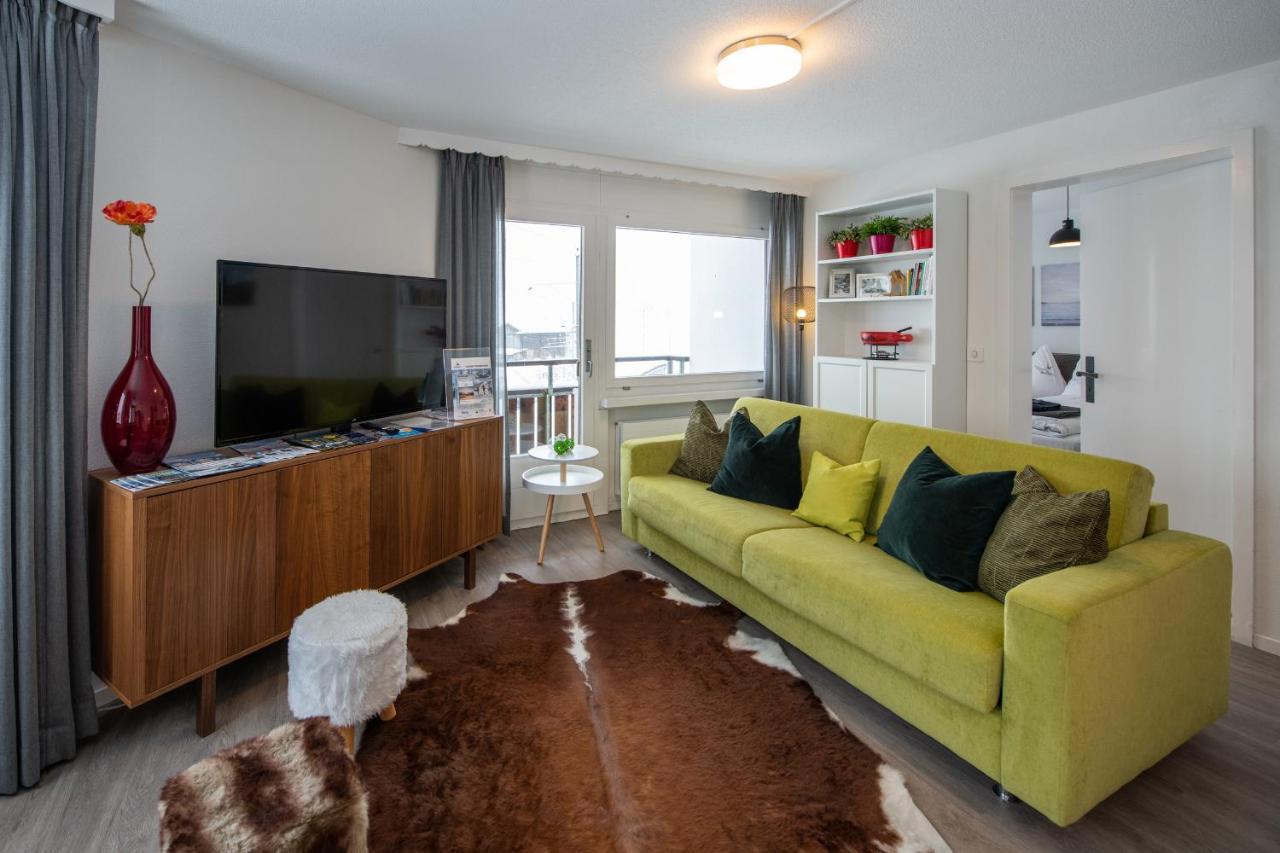 Agrimonia - Moebilierte Ferienwohnung Mit Balkon 达沃斯 外观 照片