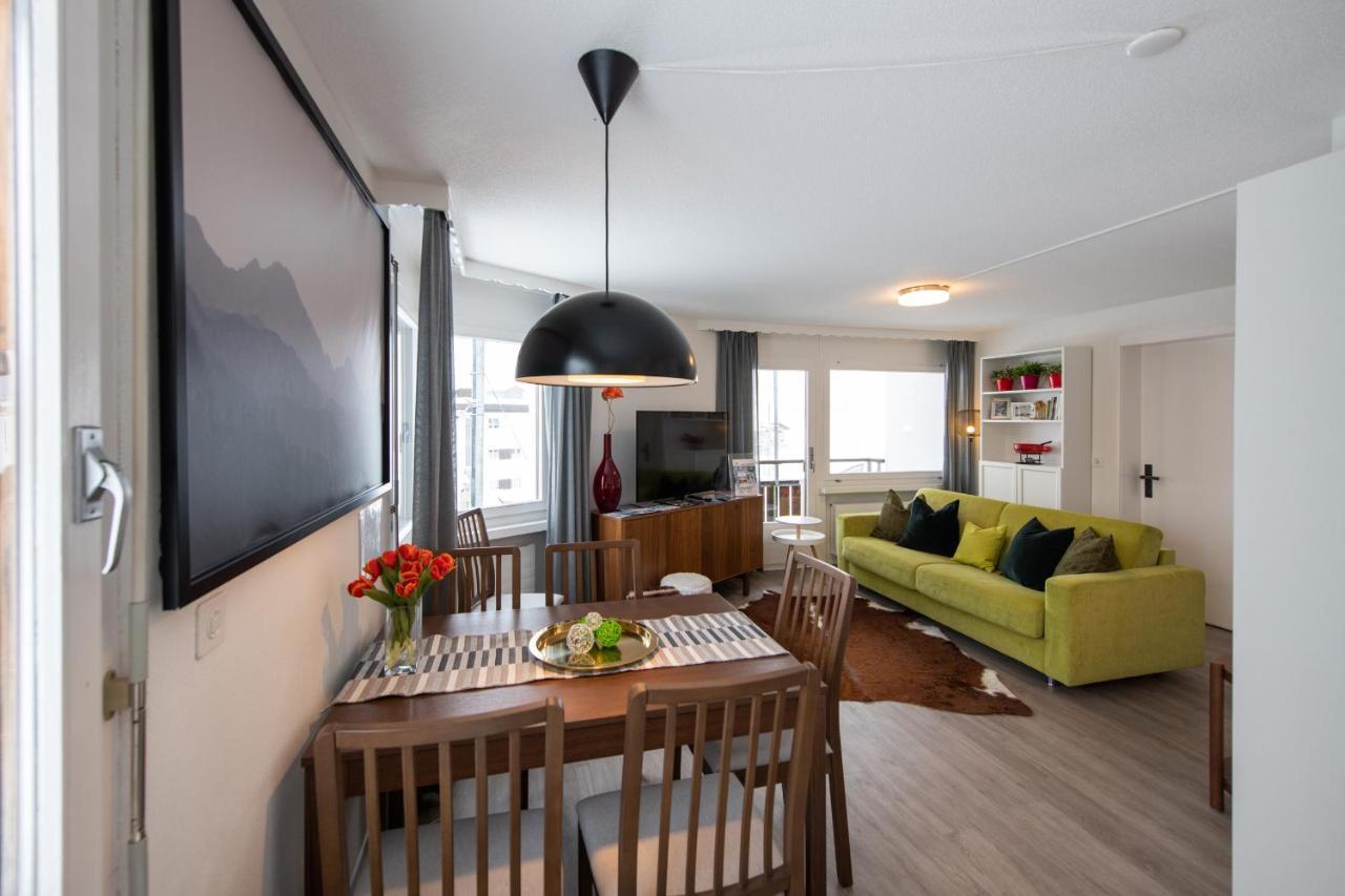 Agrimonia - Moebilierte Ferienwohnung Mit Balkon 达沃斯 外观 照片