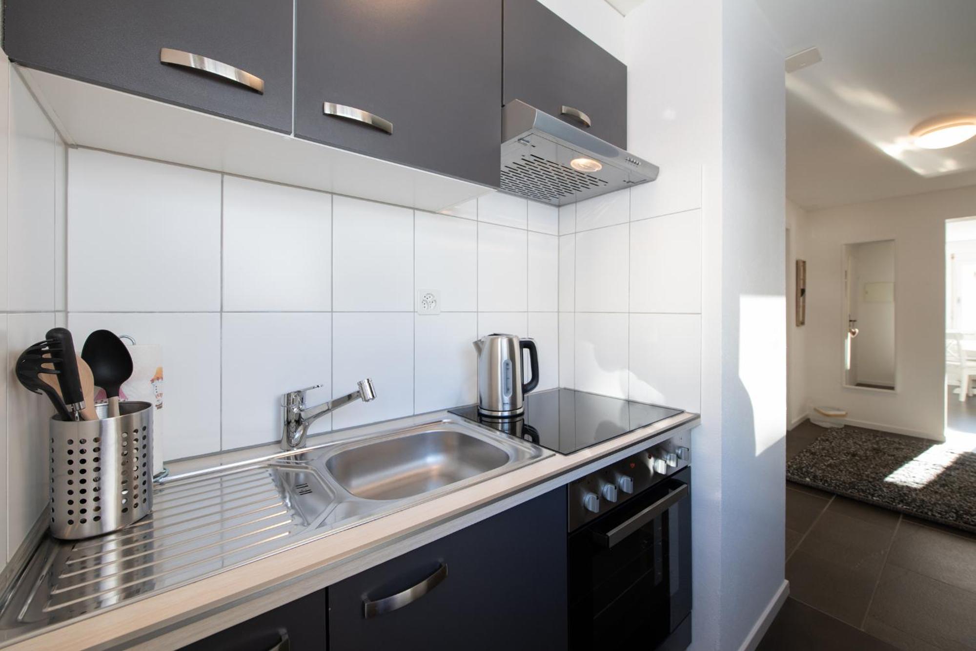 Agrimonia - Moebilierte Ferienwohnung Mit Balkon 达沃斯 外观 照片